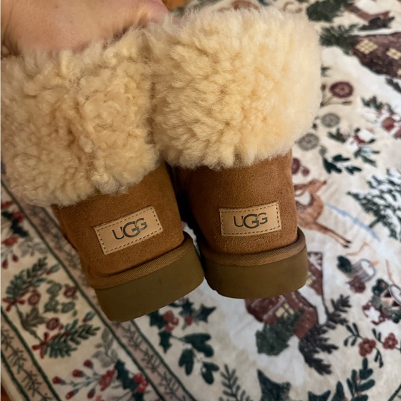 UGG Tan Sheepskin Boots - Picture 5 of 8